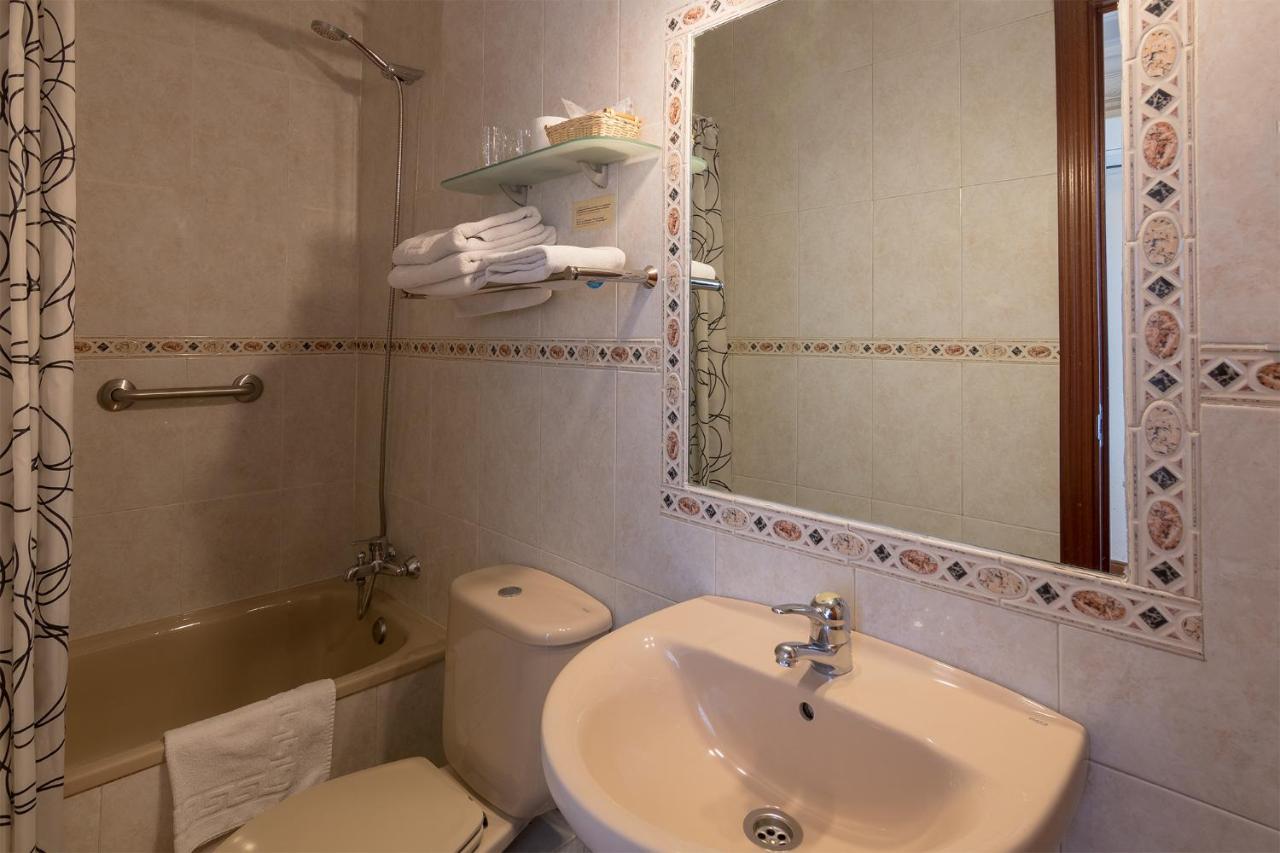 Hostal Santillan Madrid Kültér fotó